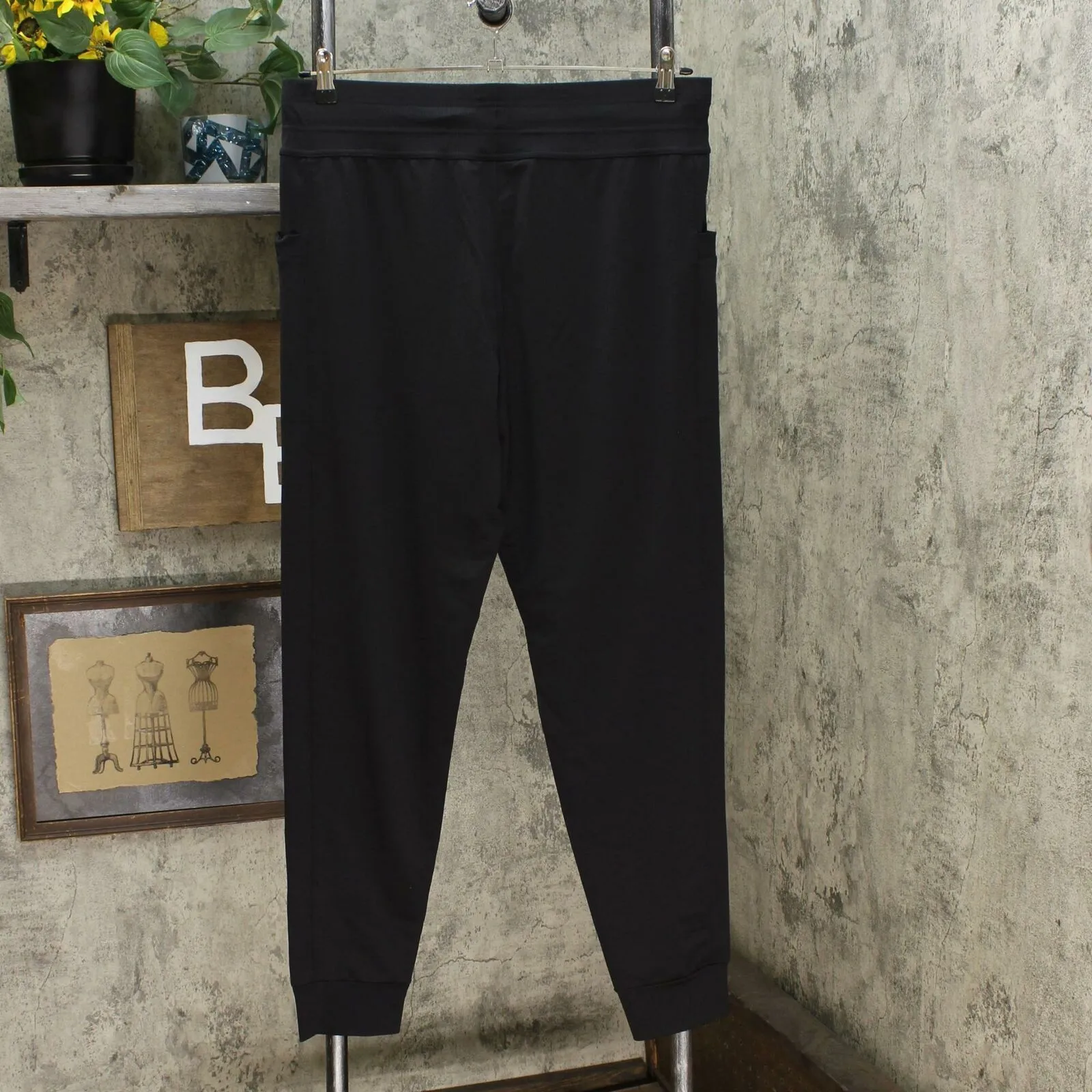 32 Degrees Heat Women's Performance Side Pocket Jogger Pants