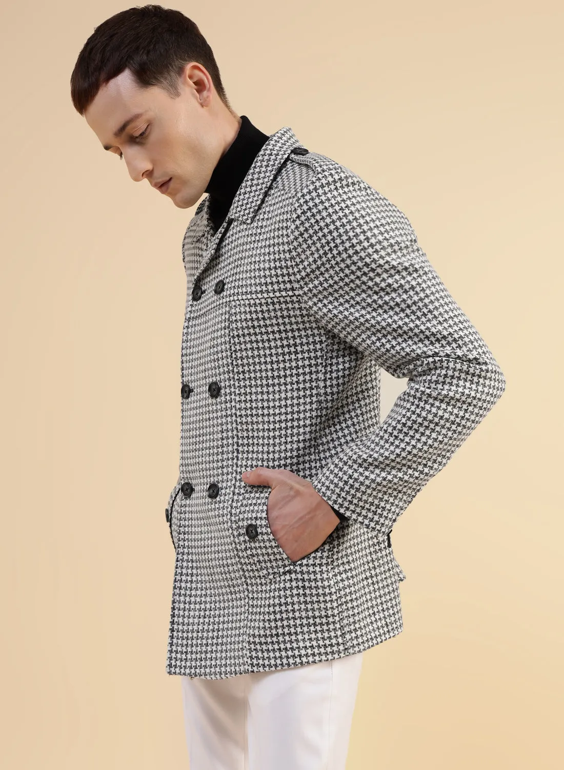 Black & White Tweed double-breasted Houndstooth Short Coat