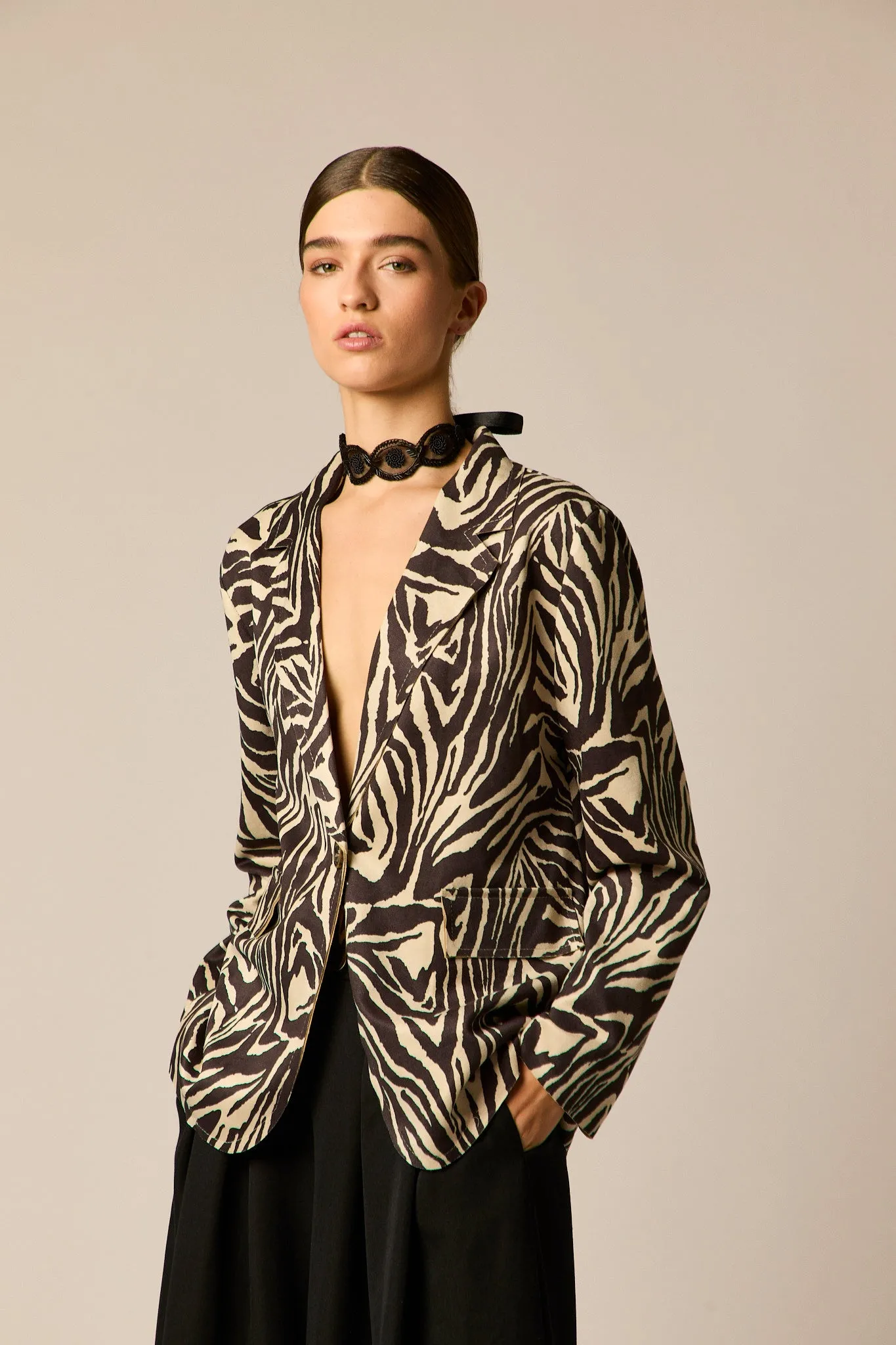 Blazer estructura print cebra bicolor