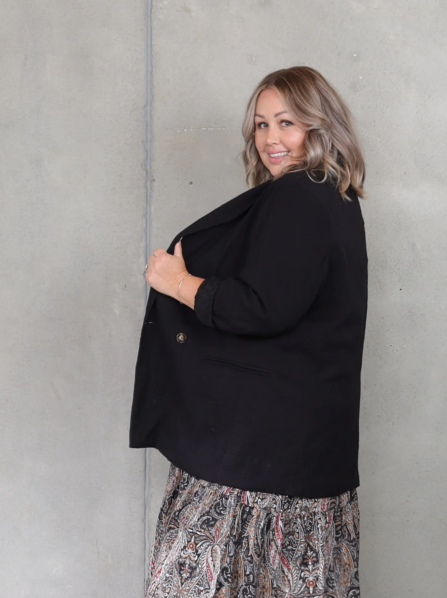 Cameron Blazer - Black