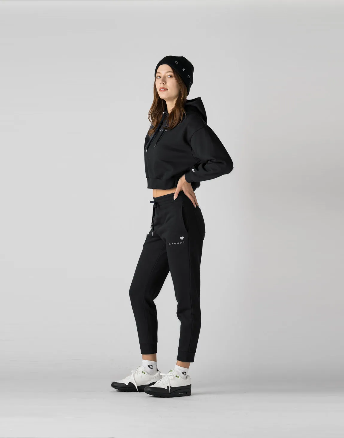 CRONOS WOMEN HEART LOGO SWEAT PANTS【BLACK】
