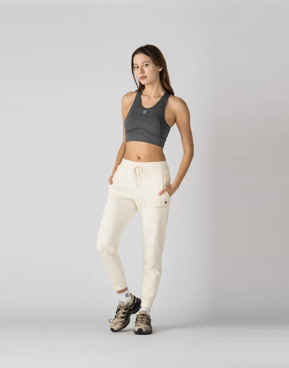 CRONOS WOMEN HEART LOGO SWEAT PANTS【WHITE】