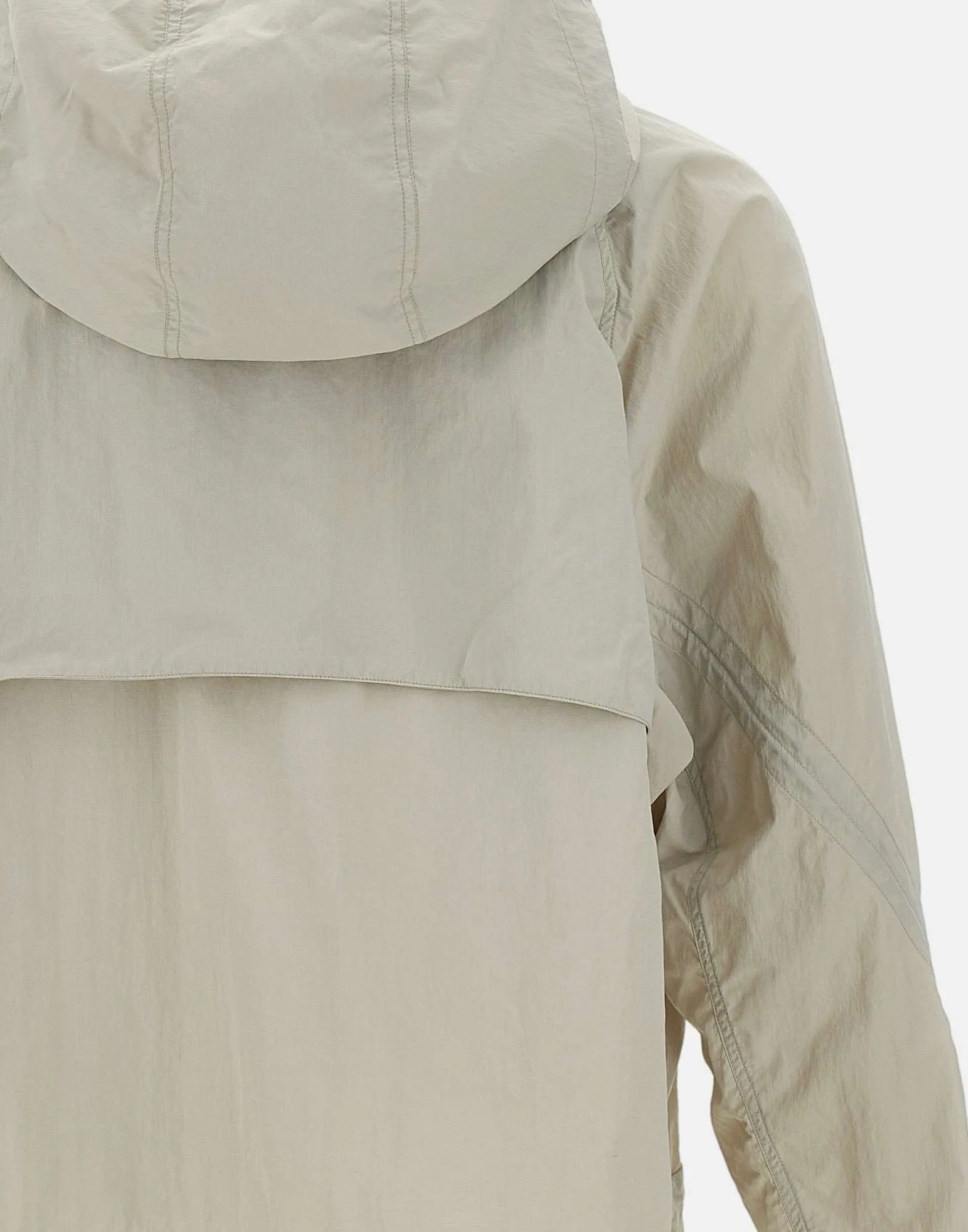 En kall vägg balfron anorak sand vindbrytare