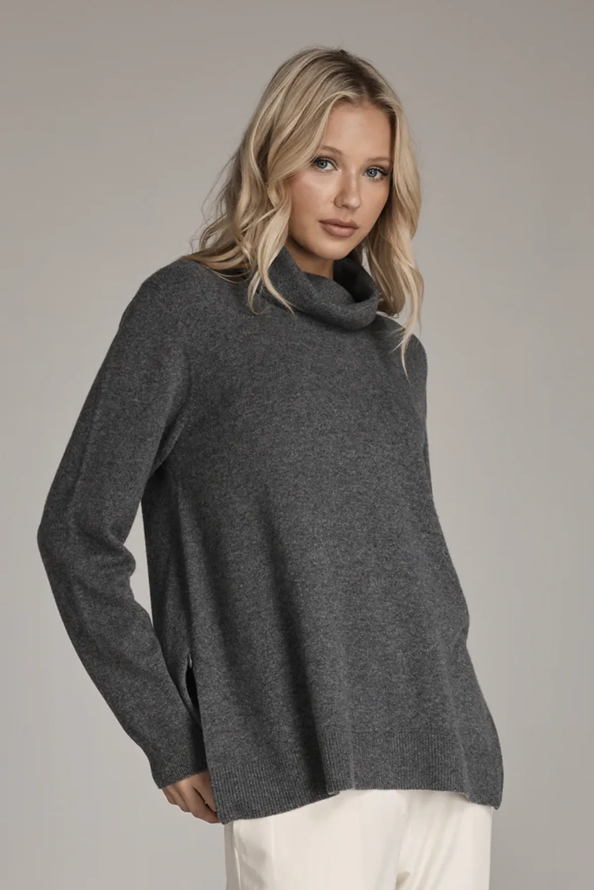 KENDRA SWEATER