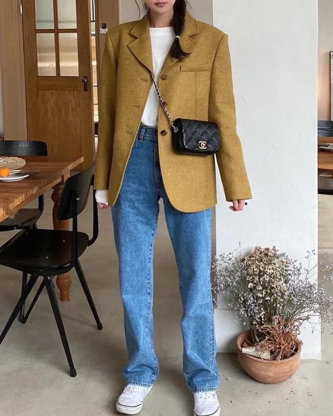 Lapeled single-breasted loose woolen jacket