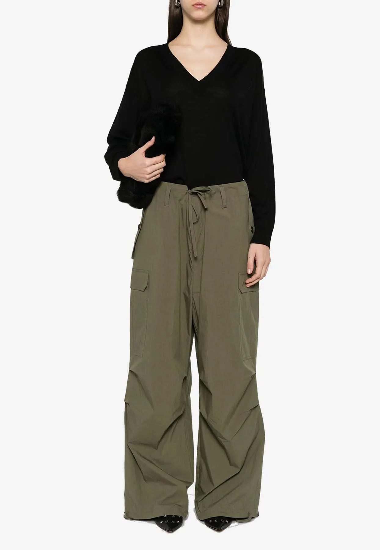 Linfa V-Neck Wool Blend Sweater