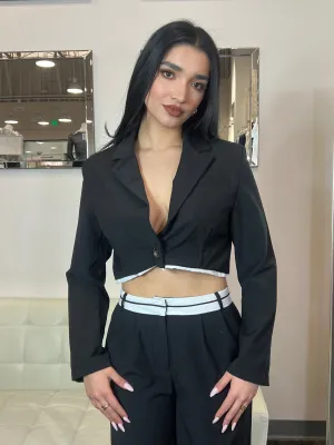 Liv Contrast Cropped Blazer- Black