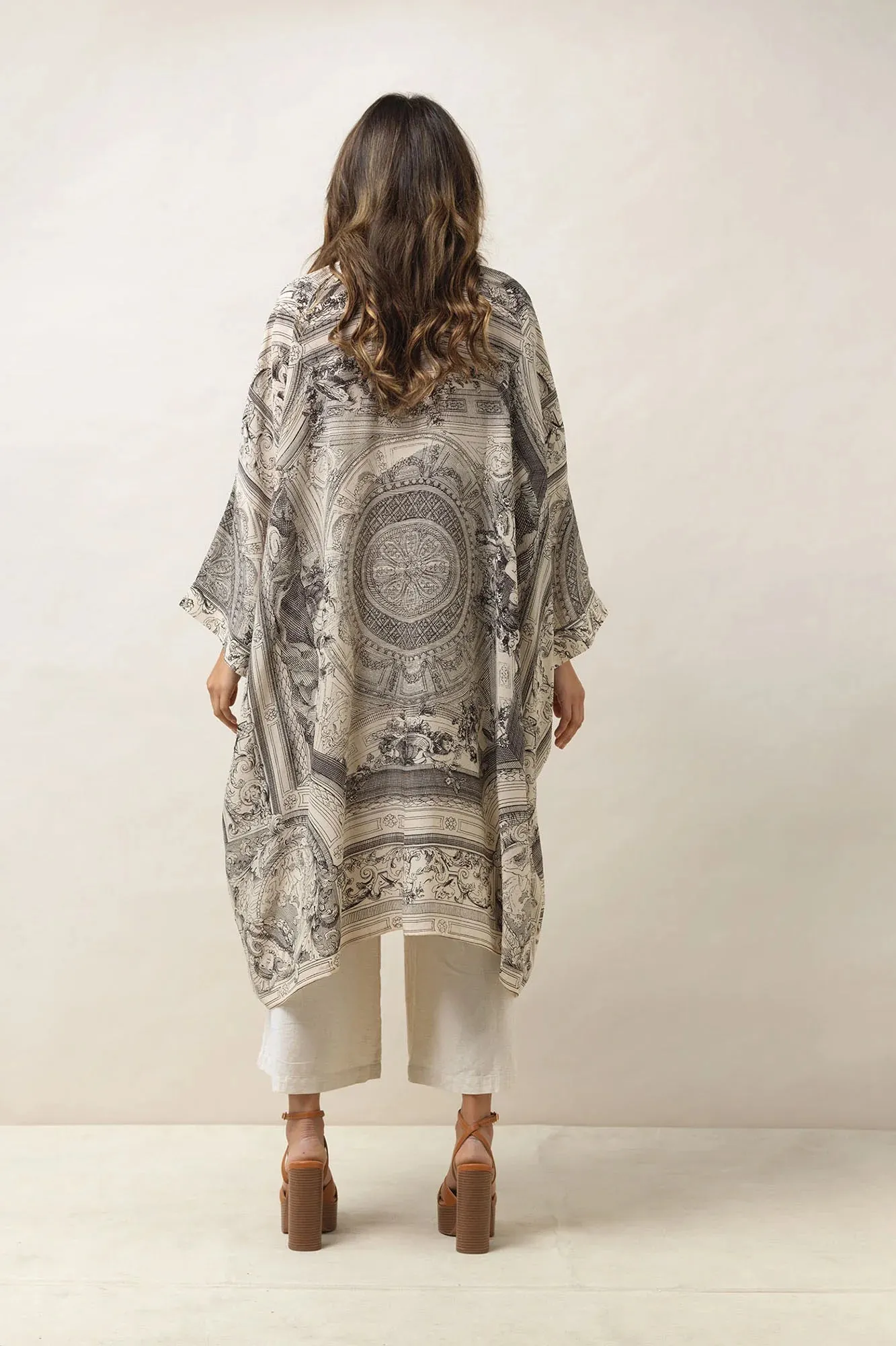 One Hundred Stars Cherub Natural Grande Kimono