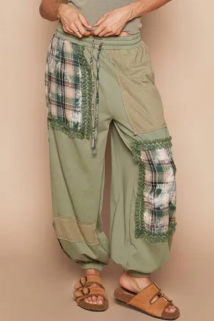 POL Plaid contrast french terry jogger pants: MATCHA