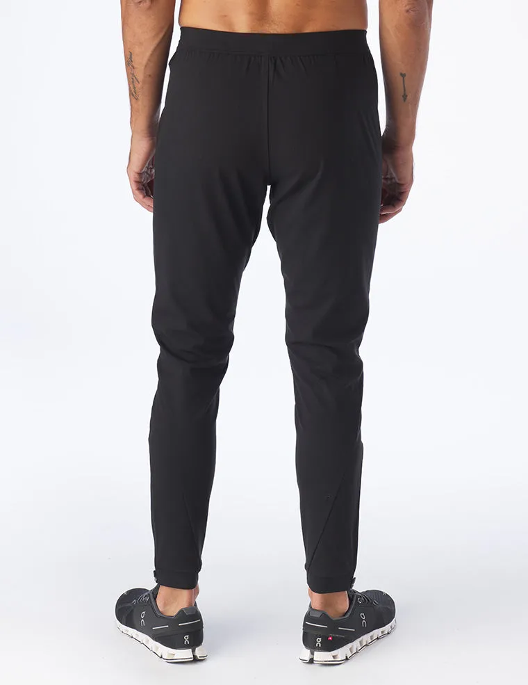 Turf Jogger: Black
