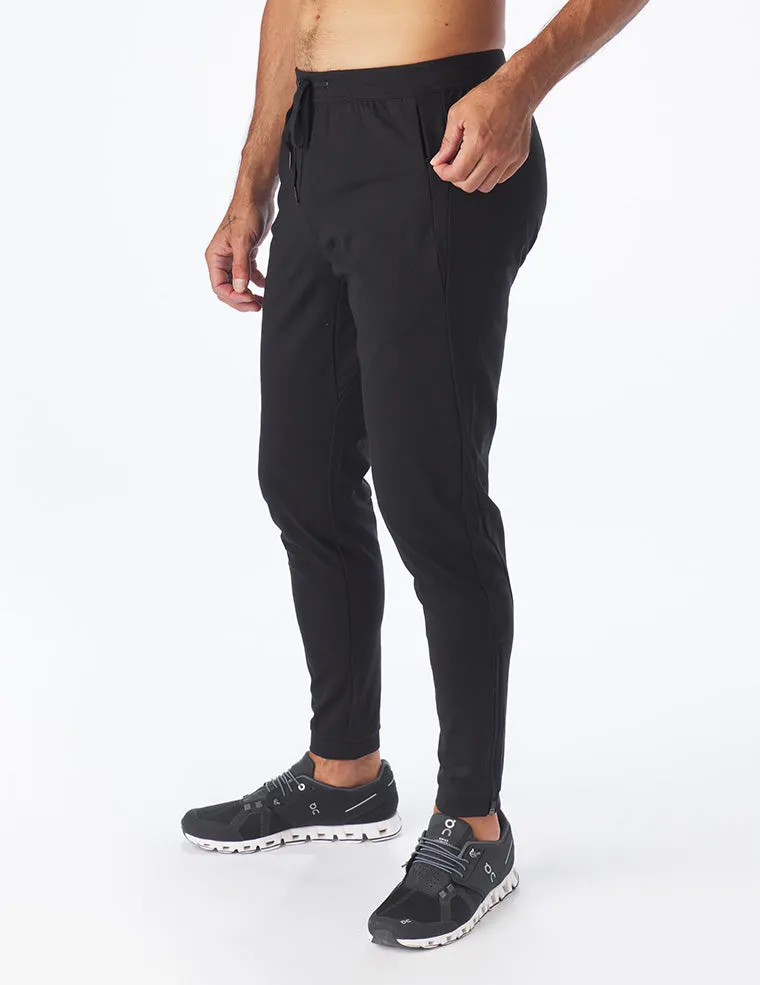 Turf Jogger: Black