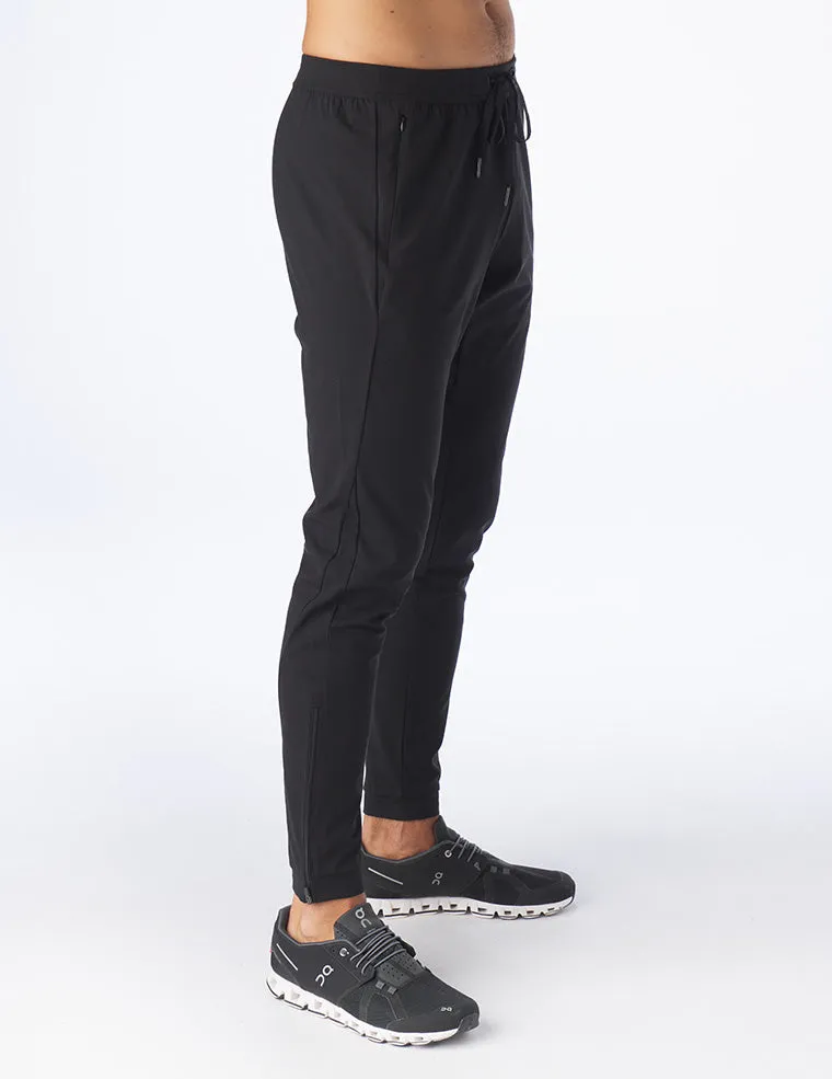 Turf Jogger: Black
