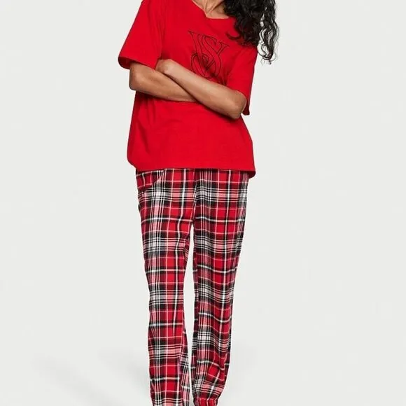 Victoria's Secret Valentines Pj Flannel Jogger Tee-Jama Set Small Reqular Red
