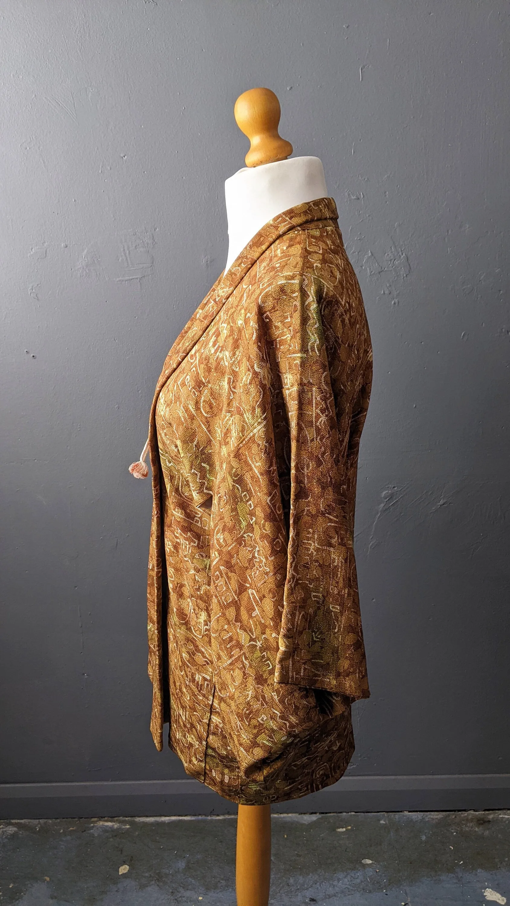 Vintage Chirimen Haori Jacket, Japanese Kimono Robe with Hieroglyphs