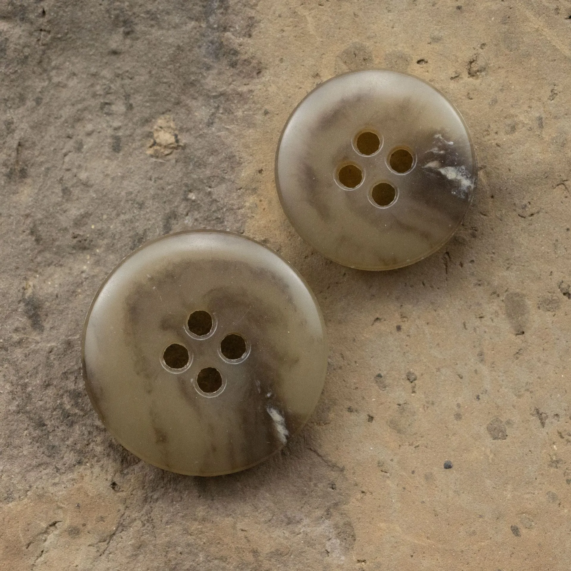 Vintage Coffee Round Urea Buttons for Woolen Coats 20pcs