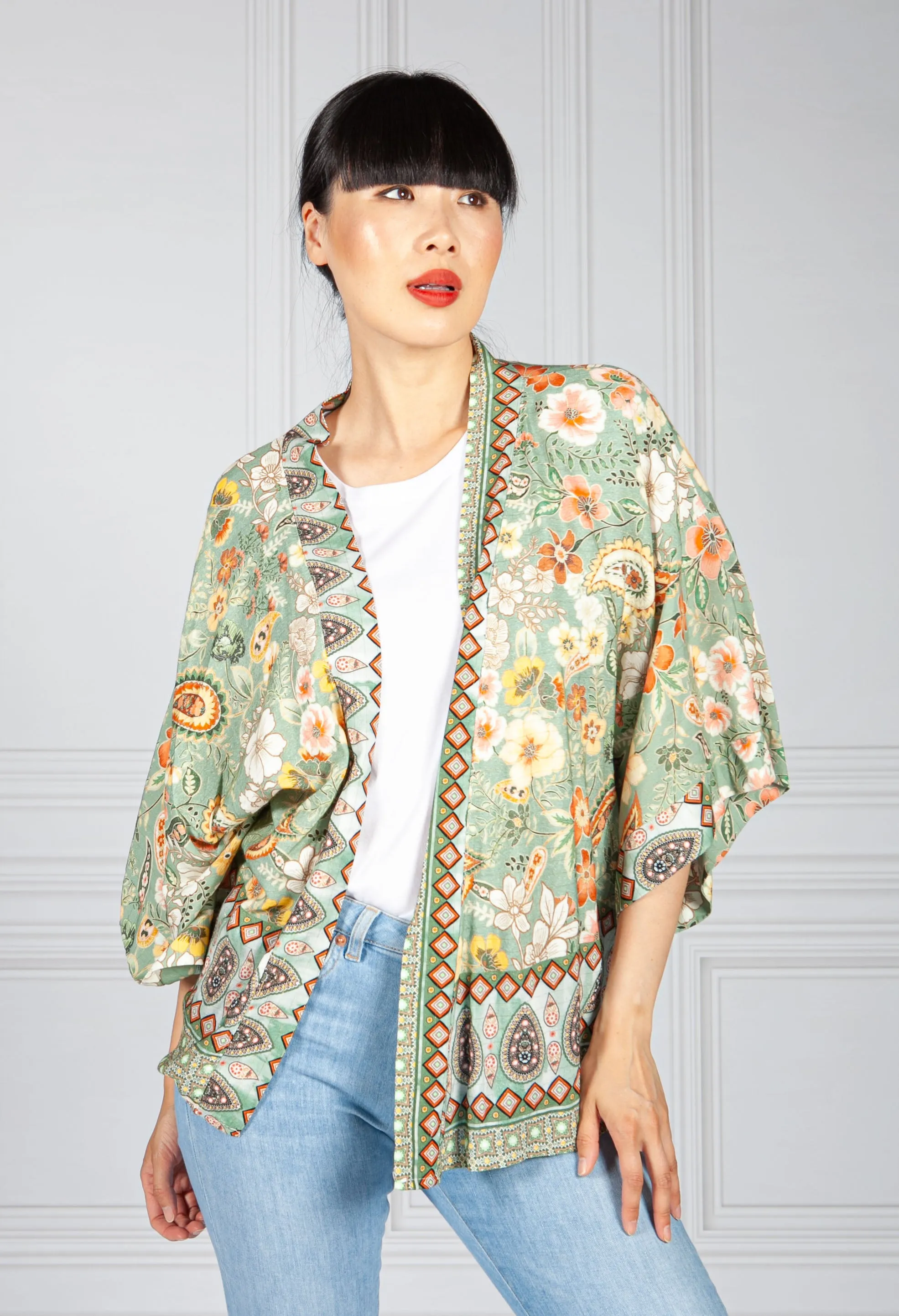 Vintage Floral Kimono Style Cardigan in Green